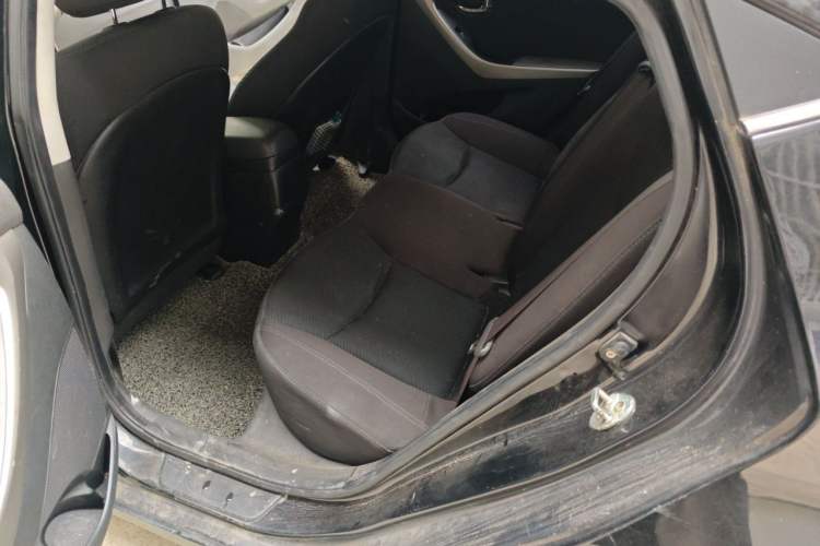 Used Hyundai Elantra (5th Generation / Langdong) 2012 1.6L Automatic Leading Model Left Rear Seat