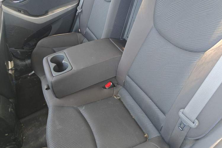 Used Hyundai Elantra (5th Generation / Langdong) 2012 1.6L Manual Leading Model Left Rear Seat