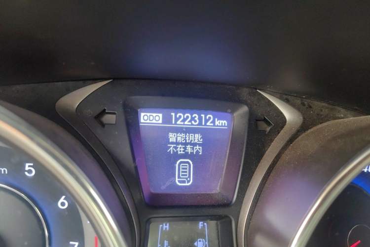 Used Hyundai Elantra (5th Generation / Langdong) 2012 1.6L Manual Leading Model Odometer Close Up