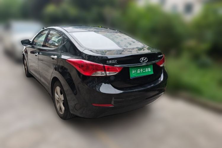 Used Hyundai Elantra (5th Generation / Langdong) 2012 1.6L Automatic Leading Model Rear Left 45 Deg