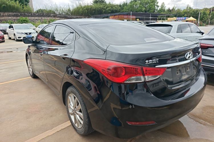 Used Hyundai Elantra (5th Generation / Langdong) 2012 1.6L Manual Fashion Edition Rear Left 45 Deg