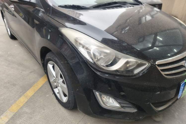 Used Hyundai Elantra (5th Generation / Langdong) 2012 1.6L Manual Leading Model Right Front Headlight