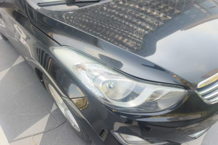 Used Hyundai Elantra (5th Generation / Langdong) 2012 1.6L Automatic Fashion Edition Right Front Headlight