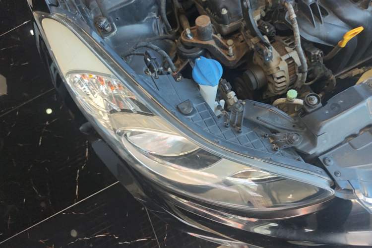Used Hyundai Elantra (5th Generation / Langdong) 2012 1.6L Manual Leading Model Right Front Headlight