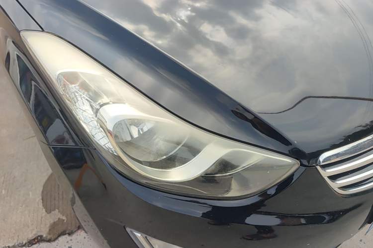 Used Hyundai Elantra (5th Generation / Langdong) 2012 1.6L Automatic Fashion Edition Right Front Headlight