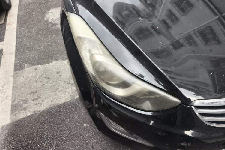 Used Hyundai Elantra (5th Generation / Langdong) 2012 1.6L Manual Leading Model Right Front Headlight