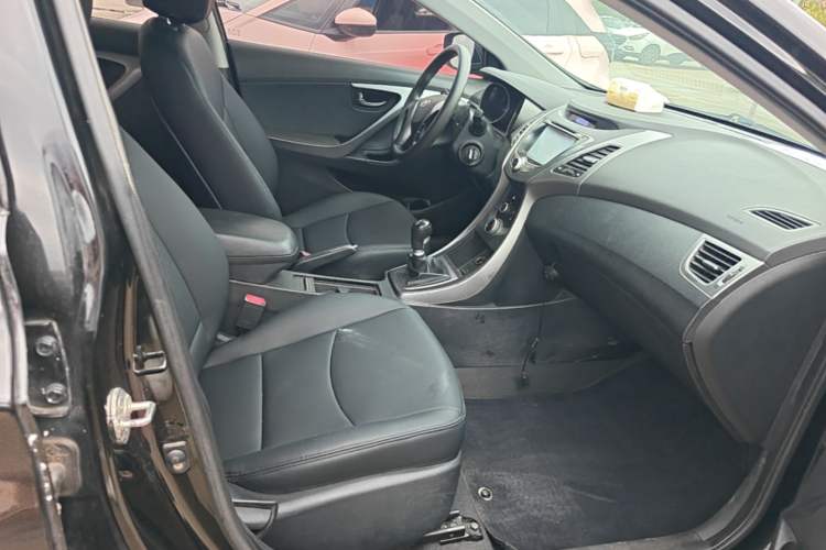 Used Hyundai Elantra (5th Generation / Langdong) 2012 1.6L Manual Fashion Edition Right Front Seat