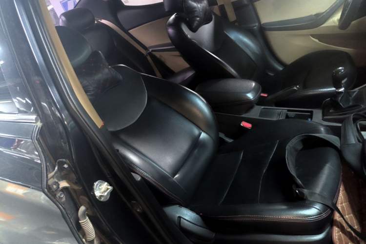 Used Hyundai Elantra (5th Generation / Langdong) 2012 1.6L Manual Leading Model Right Front Seat