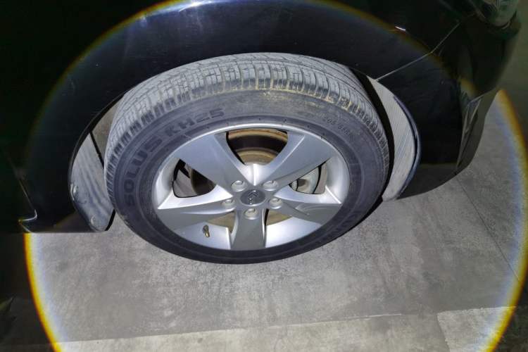 Used Hyundai Elantra (5th Generation / Langdong) 2012 1.6L Manual Leading Model Right Front Wheel Hub