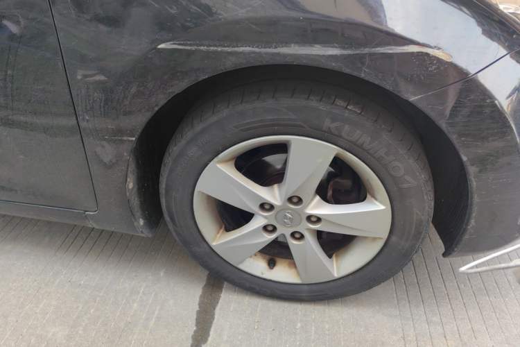 Used Hyundai Elantra (5th Generation / Langdong) 2012 1.6L Automatic Leading Model Right Front Wheel Hub