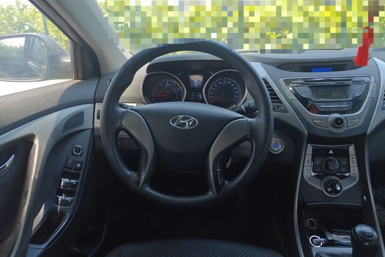 Used Hyundai Elantra (5th Generation / Langdong) 2012 1.6L Manual Leading Model Steering Wheel