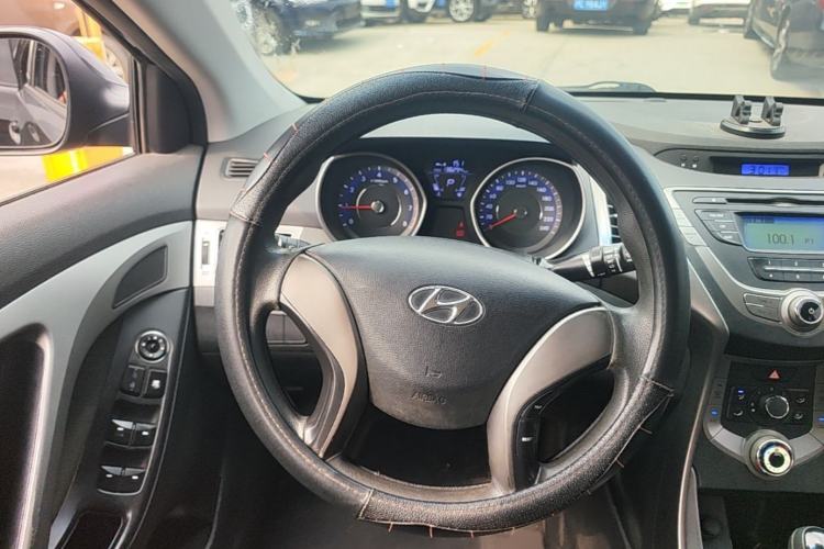 Used Hyundai Elantra (5th Generation / Langdong) 2012 1.6L Automatic Fashion Edition Steering Wheel