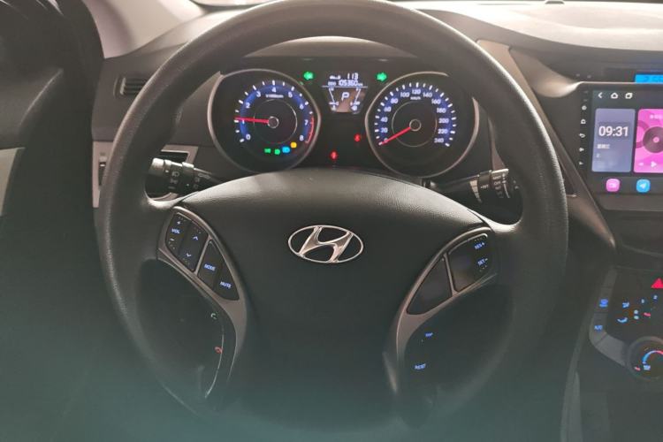 Used Hyundai Elantra (5th Generation / Langdong) 2012 1.6L Automatic Fashion Edition Steering Wheel