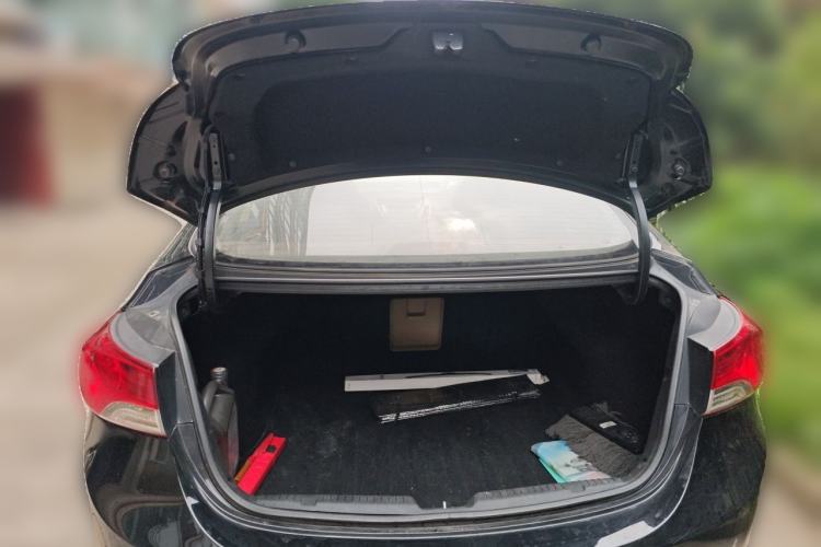 Used Hyundai Elantra (5th Generation / Langdong) 2012 1.6L Automatic Leading Model Trunk