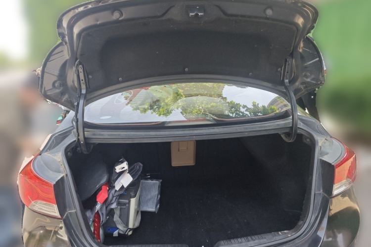 Used Hyundai Elantra (5th Generation / Langdong) 2012 1.8L Automatic Prestige Model Trunk