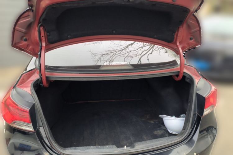 Used Hyundai Elantra (5th Generation / Langdong) 2012 1.6L Automatic Fashion Edition Trunk