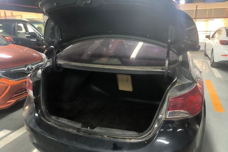 Used Hyundai Elantra (5th Generation / Langdong) 2012 1.6L Manual Leading Model Trunk