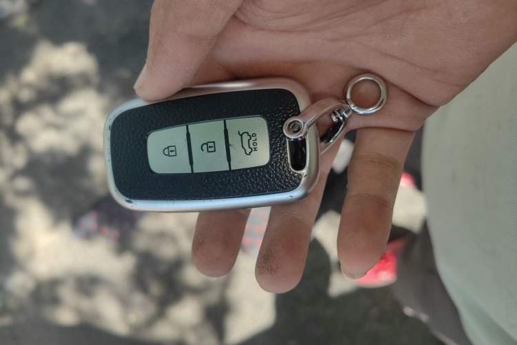 Used Hyundai Elantra (5th Generation / Langdong) 2012 1.6L Manual Leading Model Vehicle Key