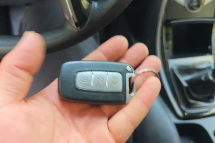 Used Hyundai Elantra (5th Generation / Langdong) 2012 1.6L Manual Leading Model Vehicle Key