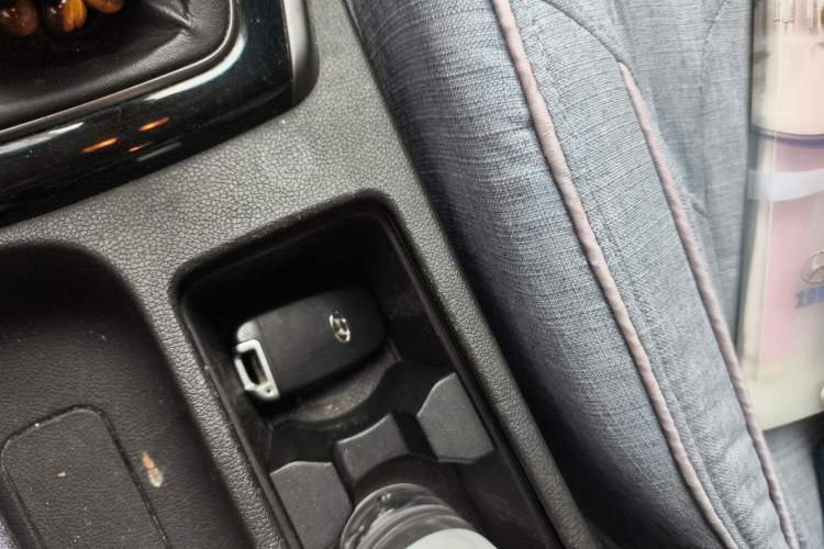 Used Hyundai Elantra (5th Generation / Langdong) 2012 1.6L Manual Leading Model Vehicle Key