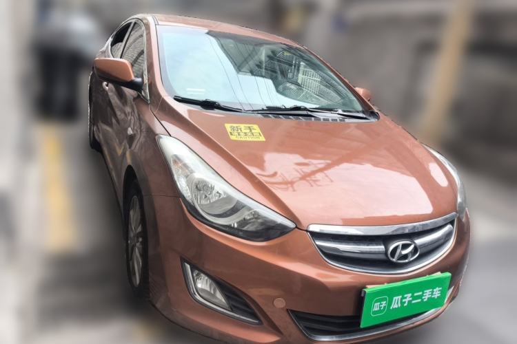 Used Hyundai Elantra (5th Generation / Langdong) 2012 1.6L Automatic Fashion Edition Front Right 45 Deg