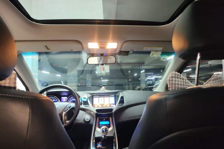 Used Hyundai Elantra (5th Generation / Langdong) 2012 1.6L Automatic Prestige Model Headliner