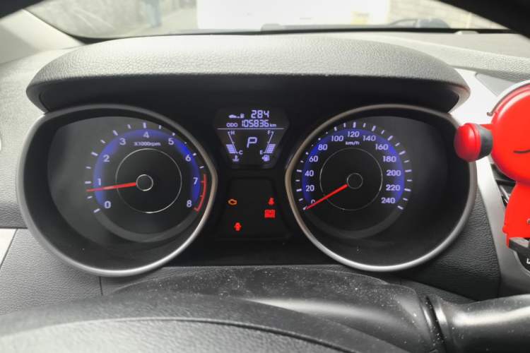 Used Hyundai Elantra (5th Generation / Langdong) 2012 1.6L Automatic Fashion Edition Instrument Cluster