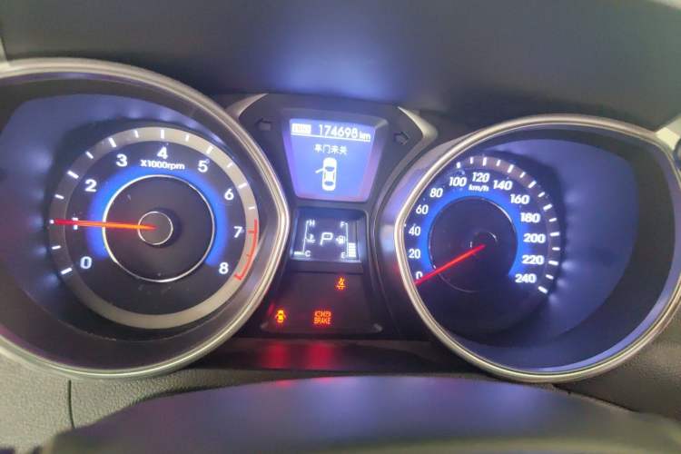 Used Hyundai Elantra (5th Generation / Langdong) 2012 1.6L Automatic Leading Model Instrument Cluster