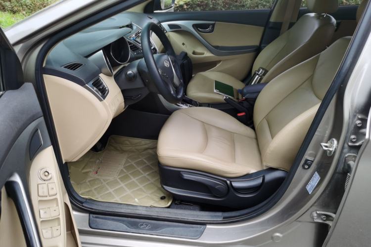 Used Hyundai Elantra (5th Generation / Langdong) 2012 1.6L Automatic Prestige Model Left Front Seat