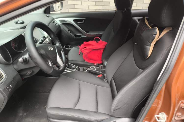 Used Hyundai Elantra (5th Generation / Langdong) 2012 1.6L Automatic Fashion Edition Left Front Seat