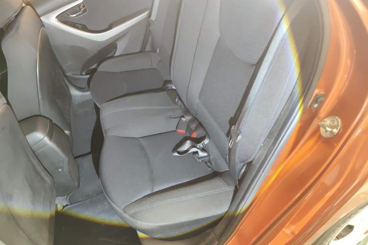 Used Hyundai Elantra (5th Generation / Langdong) 2012 1.6L Automatic Leading Model Left Rear Seat