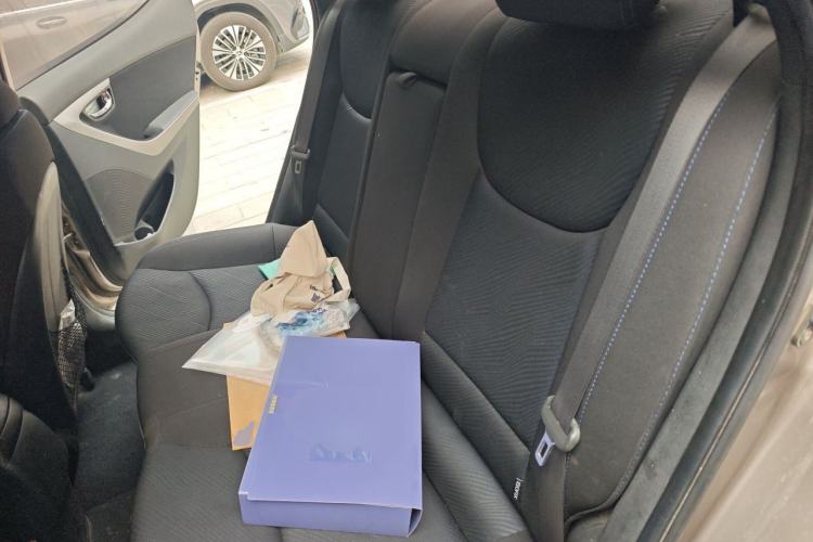 Used Hyundai Elantra (5th Generation / Langdong) 2012 1.6L Automatic Leading Model Left Rear Seat