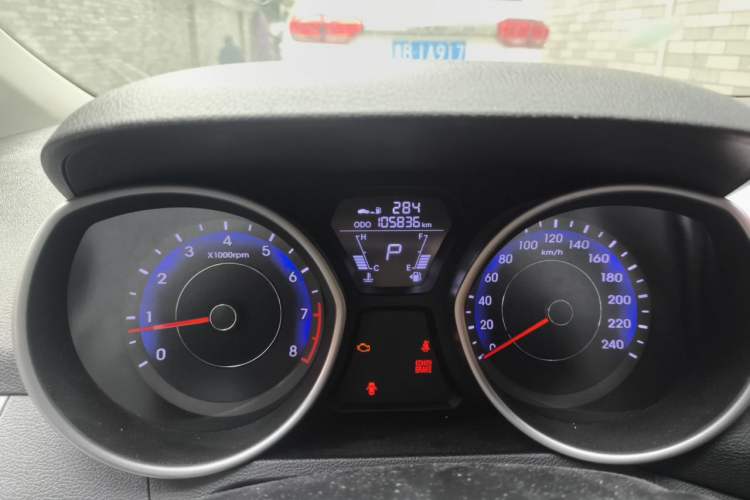 Used Hyundai Elantra (5th Generation / Langdong) 2012 1.6L Automatic Fashion Edition Odometer Close Up