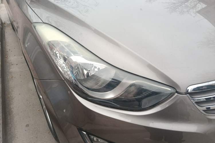 Used Hyundai Elantra (5th Generation / Langdong) 2012 1.6L Manual Leading Model Right Front Headlight