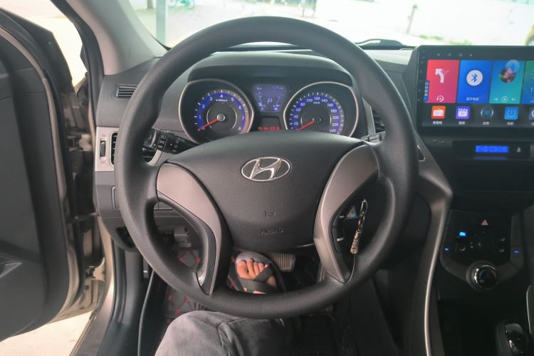 Used Hyundai Elantra (5th Generation / Langdong) 2012 1.6L Automatic Fashion Edition Steering Wheel