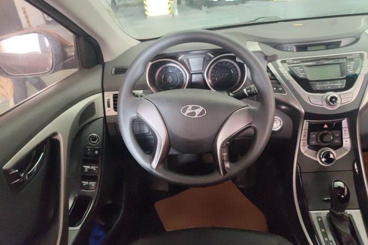 Used Hyundai Elantra (5th Generation / Langdong) 2012 1.6L Automatic Leading Model Steering Wheel