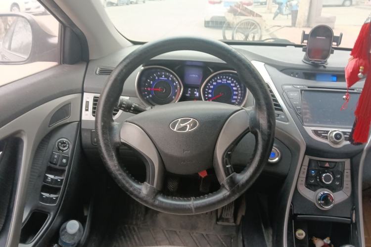 Used Hyundai Elantra (5th Generation / Langdong) 2012 1.6L Manual Leading Model Steering Wheel