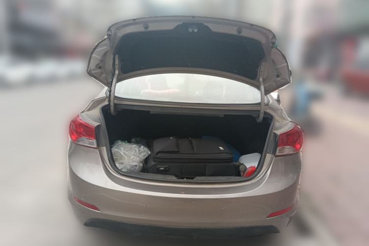 Used Hyundai Elantra (5th Generation / Langdong) 2012 1.6L Manual Leading Model Trunk
