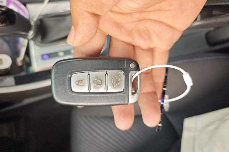 Used Hyundai Elantra (5th Generation / Langdong) 2012 1.6L Automatic Leading Model Vehicle Key