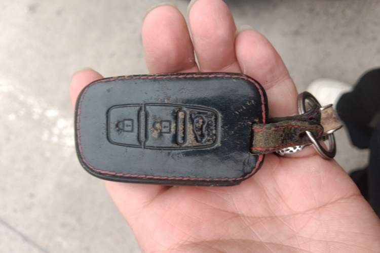 Used Hyundai Elantra (5th Generation / Langdong) 2012 1.6L Manual Leading Model Vehicle Key