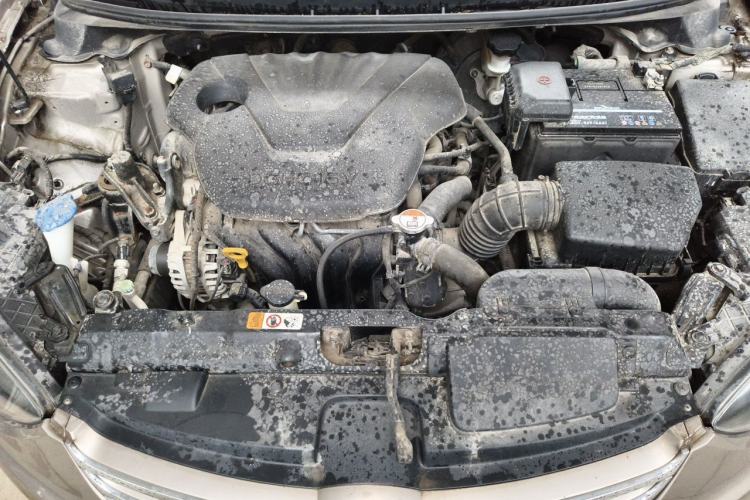 Used Hyundai Elantra (5th Generation / Langdong) 2012 1.6L Manual Leading Model Engine Bay