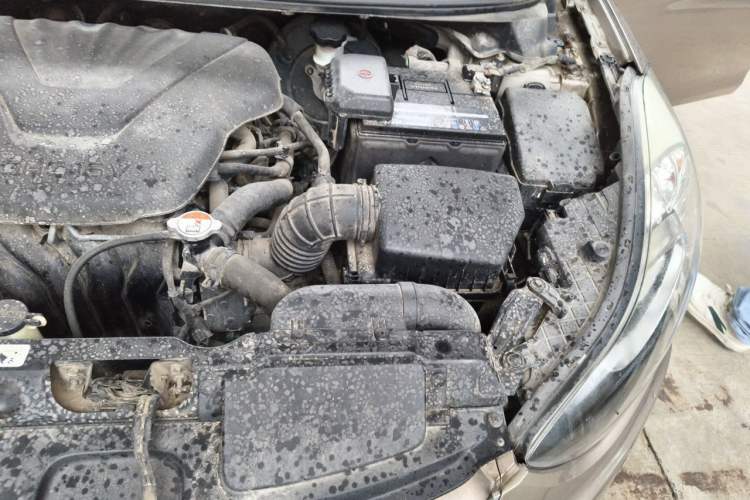 Used Hyundai Elantra (5th Generation / Langdong) 2012 1.6L Manual Leading Model Engine Bay Left