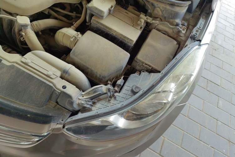 Used Hyundai Elantra (5th Generation / Langdong) 2012 1.6L Manual Leading Model Engine Bay Left