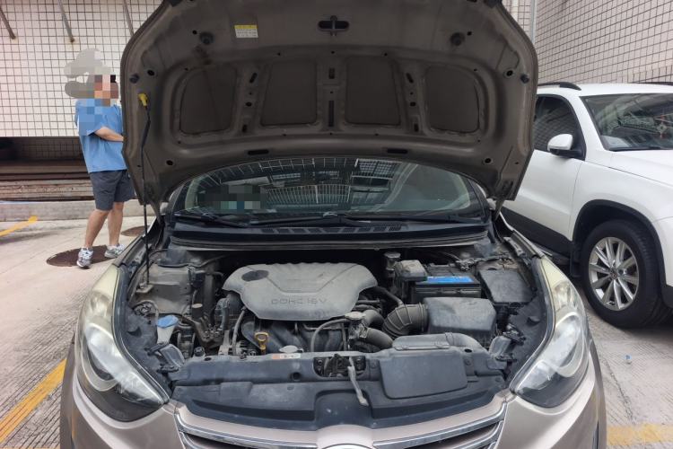 Used Hyundai Elantra (5th Generation / Langdong) 2012 1.6L Automatic Leading Model Engine Bay