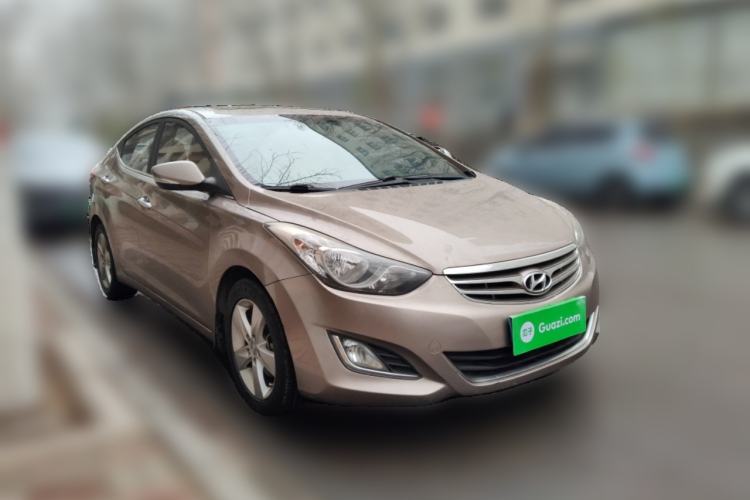 Used Hyundai Elantra (5th Generation / Langdong) 2012 1.6L Manual Leading Model Front Right 45 Deg