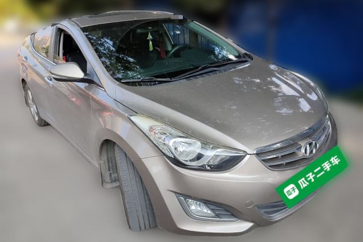 Used Hyundai Elantra (5th Generation / Langdong) 2012 1.6L Automatic Prestige Model Front Right 45 Deg