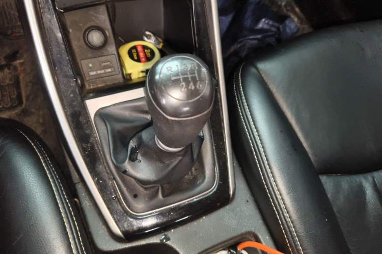 Used Hyundai Elantra (5th Generation / Langdong) 2012 1.6L Manual Leading Model Gear Lever