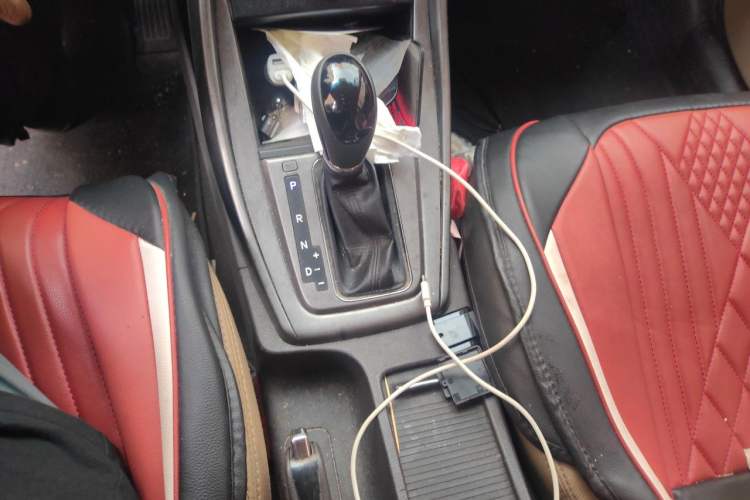 Used Hyundai Elantra (5th Generation / Langdong) 2012 1.6L Automatic Fashion Edition Gear Lever