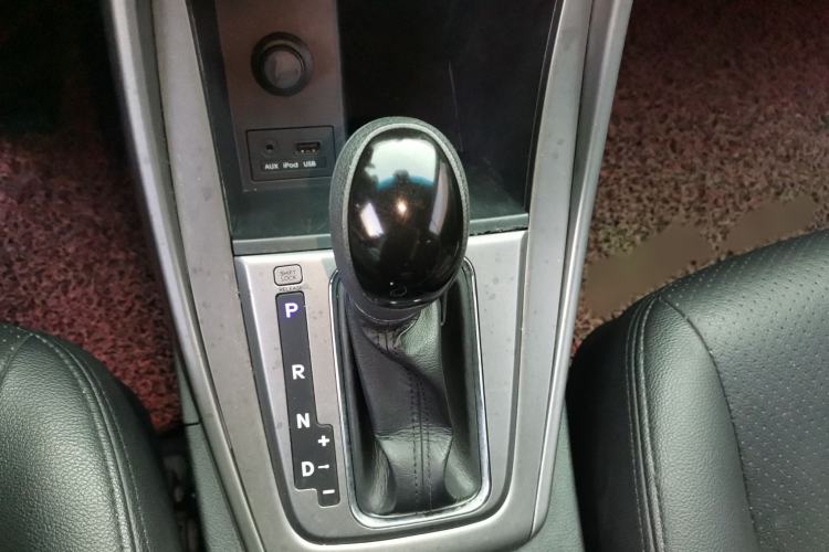 Used Hyundai Elantra (5th Generation / Langdong) 2012 1.6L Automatic Fashion Edition Gear Lever