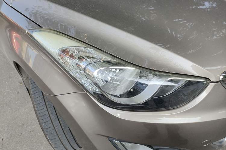 Used Hyundai Elantra (5th Generation / Langdong) 2012 1.6L Automatic Prestige Model Right Front Headlight